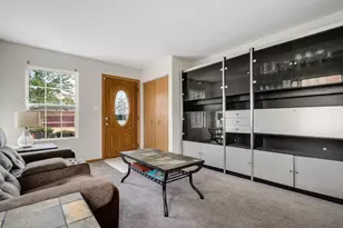 3422 W 85th Pl, Chicago, IL 60652 - Photo 3
