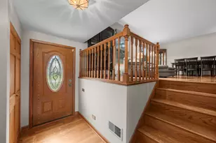 1476 Worden Way, Elk Grove Village, IL 60007 - Photo 3