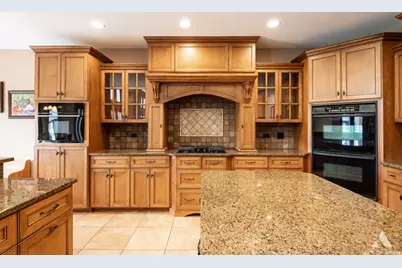 13110 W 184th Place, Mokena, IL 60448 - Photo 7
