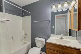 219 N Walnut St, Bensenville, IL 60106 - Photo 13