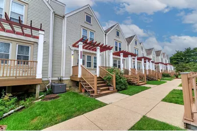 219 N Walnut Street #H, Bensenville, IL 60106 - Photo 3