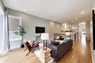 1887 N Poe St, Chicago, IL 60614 - Photo 3