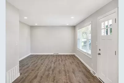 2217 McDonough Street, Joliet, IL 60436 - Photo 5