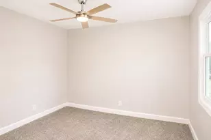 2217 McDonough St, Joliet, IL 60436 - Photo 13
