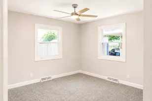 2217 McDonough St, Joliet, IL 60436 - Photo 11