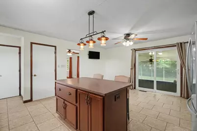 235 W 19th Street, Gibson City, IL 60936 - Photo 11