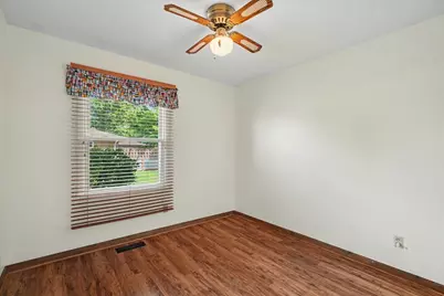 235 W 19th Street, Gibson City, IL 60936 - Photo 23