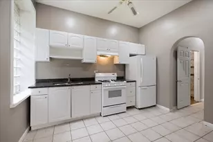 1611 N Wood St, Chicago, IL 60622 - Photo 7