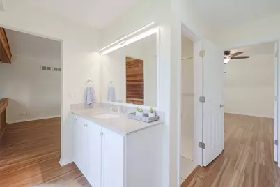 [Address not provided], Gurnee, IL 60031 - Photo 23