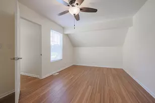 [Address not provided], Gurnee, IL 60031 - Photo 19