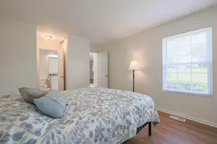 [Address not provided], Gurnee, IL 60031 - Photo 17