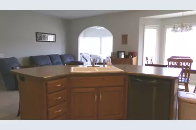 8 Liberty Lane, Clifton, IL 61727 - Photo 9