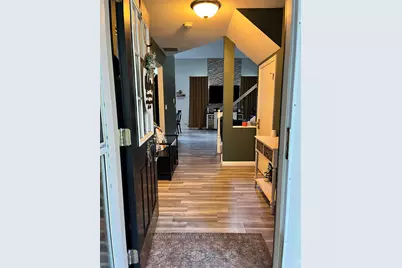 738 Shady Oaks Court, Elgin, IL 60120 - Photo 3