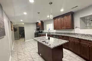 6322 N Lakewood Ave, Chicago, IL 60660 - Photo 5