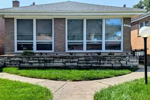9130 S Indiana Ave, Chicago, IL 60619 - Photo 1