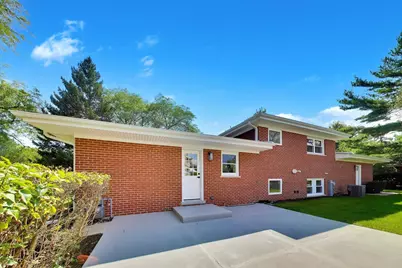 910 E Kimber Lane, Arlington Heights, IL 60005 - Photo 31