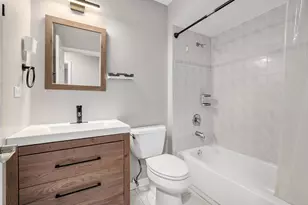 223 Willow Ln, Bloomingdale, IL 60108 - Photo 19