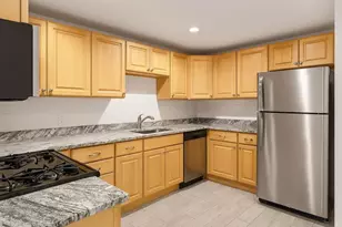 3320 W Beach Ave, Chicago, IL 60651 - Photo 3