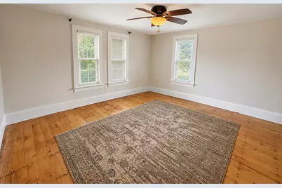 2095 N Freeport Road, Polo, IL 61064 - Photo 9
