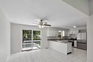 10467 W Chaplin Ave, Beach Park, IL 60099 - Photo 9