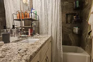 5218 N Delphia Ave, Chicago, IL 60656 - Photo 21