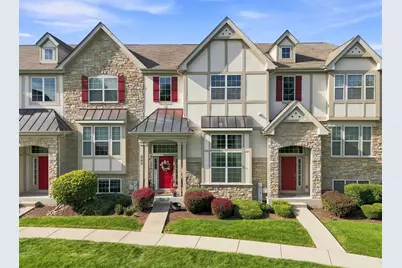 267 Garrett Circle, Carol Stream, IL 60188 - Photo 1