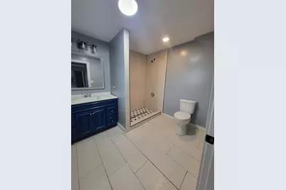705 E Kent Street, Streator, IL 61364 - Photo 9