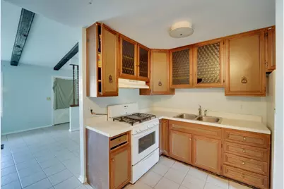 1409 Tinnerella Avenue #1409, Streamwood, IL 60107 - Photo 5