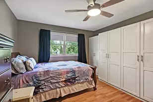 8211 Sawyer Ct, Darien, IL 60561 - Photo 13