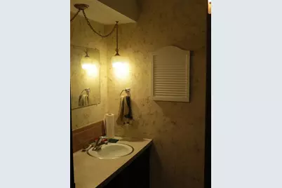1247 S Harlem Avenue #401, Berwyn, IL 60402 - Photo 15