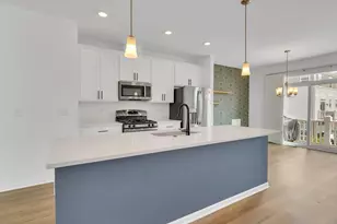 1078 Bogart St, Des Plaines, IL 60018 - Photo 9