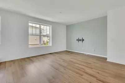 1078 Bogart Street, Des Plaines, IL 60018 - Photo 5
