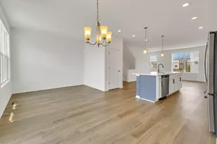 1078 Bogart St, Des Plaines, IL 60018 - Photo 11