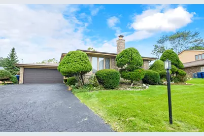 8024 Baldwin Trail, Hickory Hills, IL 60457 - Photo 1