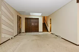 8024 Baldwin Trail, Hickory Hills, IL 60457 - Photo 7