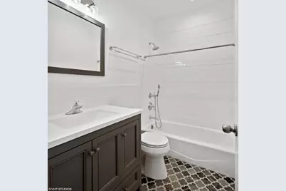 2347 W Altgeld Street, Chicago, IL 60647 - Photo 9