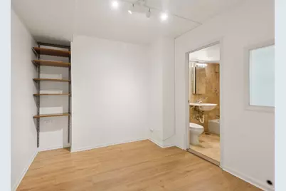253 E Delaware Place #5E, Chicago, IL 60611 - Photo 7