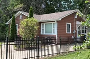 744 Orchard Ave, Aurora, IL 60506 - Photo 3