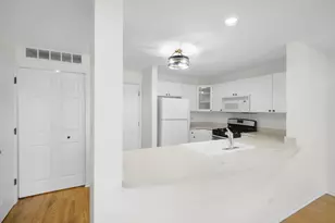 4934 S Cornell Ave, Chicago, IL 60615 - Photo 9