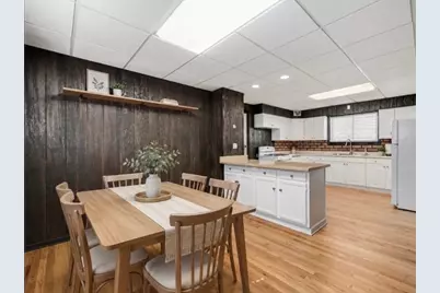 5732 W Patterson Avenue, Chicago, IL 60634 - Photo 9