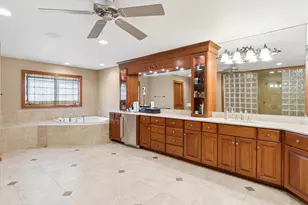 29W280 Hartman Dr, Naperville, IL 60564 - Photo 23