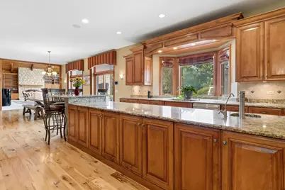 29W280 Hartman Drive, Naperville, IL 60564 - Photo 11