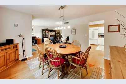 2001 Sherman Avenue #204, Evanston, IL 60201 - Photo 7