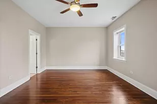 930 W Dakin St, Chicago, IL 60613 - Photo 13