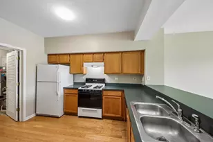 1016 Spring Ct, Darien, IL 60561 - Photo 11