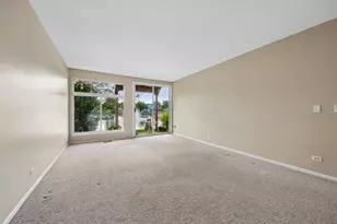 1016 Spring Ct, Darien, IL 60561 - Photo 9
