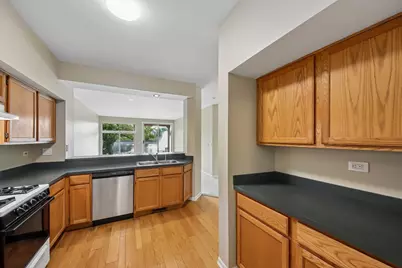 1016 Spring Court, Darien, IL 60561 - Photo 13