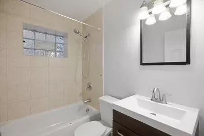 3528 W Shakespeare Avenue #G, Chicago, IL 60647 - Photo 11