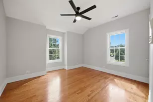 301 Spruce St, Glenview, IL 60025 - Photo 25