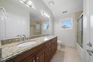 301 Spruce St, Glenview, IL 60025 - Photo 17